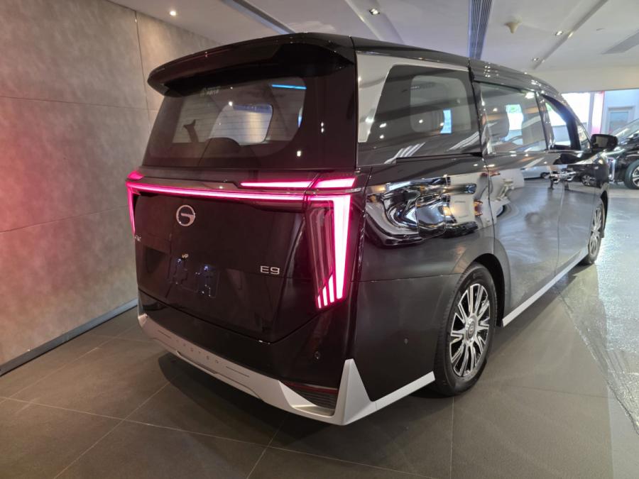 GAC E9 PHEV GX - Image 2